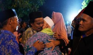 kedatangan-jemaah-haji-tuban (1)