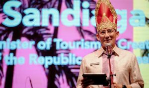 CAPTION Menparekraf Tutup Likupang Festival