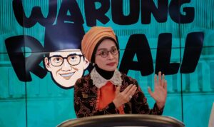 Warung Rojali HUT RI 79 Kemenparekraf WBSU Weekly Brief with Sandi Uno Nia Niscaya Menparekraf Sandiaga Uno Rombongan Jadi Beli (3)