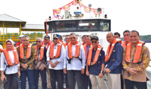 arsip-berita-menteri-esdm-resmikan-operasional-prototipe-kapal-diesel-dual-fuel - 0egfkse