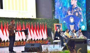 arsip-berita-di-hadapan-forum-pimpinan-derah-menteri-esdm-dorong-kedaulatan-energi-dan-hilirisasi-g65l5pi (1)