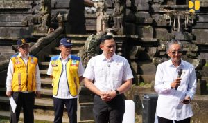 menteri-dody-dampingi-menko-ahy-tinjau-inpres-jalan-daerah-ta-2023-di-bali-dukung-konektivitas-dan-produktivitas-masyarakat-WhatsApp Image 2024-11-12 at 06.56.01