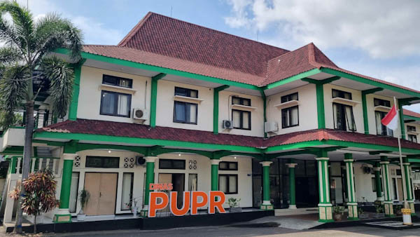 Kantor Dinas PUPR Kabupaten Blitar di Jalan Sudanco Supriyadi, Kota Blitar.