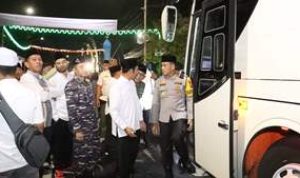 Pelepasan jemaah haji ke tanah suci.
