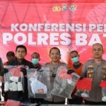 Satreskrim Polres Batu berhasil meringkus dua tersangka pelaku pencurian komponen PJU milik Pemerintah Kota Batu