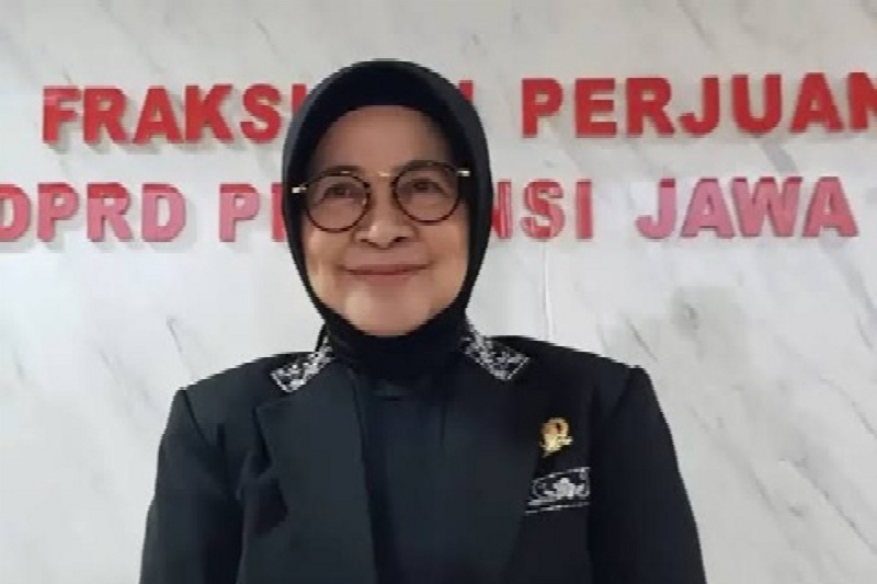 Anggota Komisi E DPRD Jatim, Wara Sundari Renny Pramana.