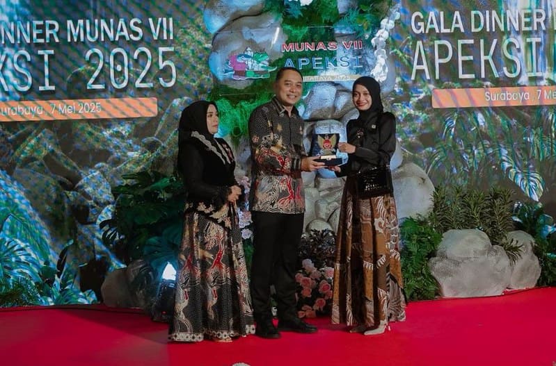 Wali Kota Kediri, Vinanda Prameswati, turut serta dalam Munas VII APEKSI 2025 di Kota Surabaya.