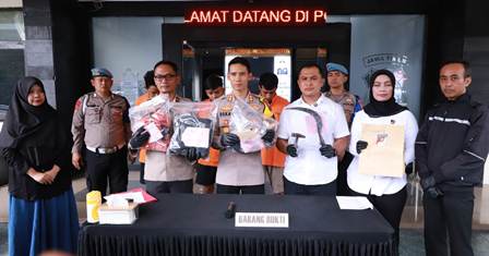 Rilis pers yang digelar oleh Polres Malang.