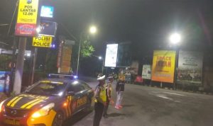 Polsek Pesantren, Polres Kediri Kota, menggencarkan patroli malam dengan Blue Light Patrol.