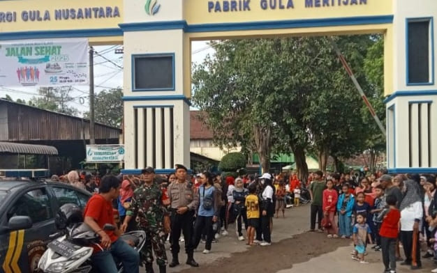 Manten tebu di Pabrik Gula Mrican Kediri.