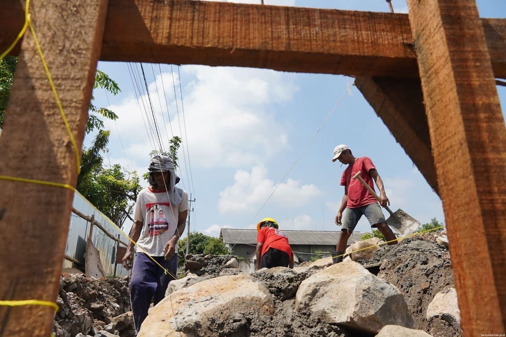 Revitalisasi Pasar Ngadiluwih, Kabupaten Kediri.