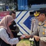 Penyerahan SIM oleh Polres Probolinggo.