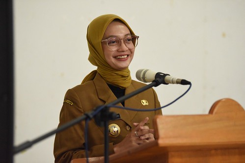 Wali Kota Kediri, Vinanda Prameswati.
