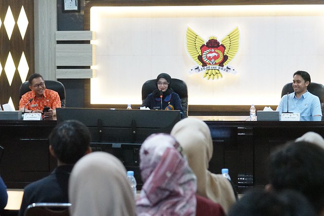 Wali Kota Kediri, Vinanda Prameswati, resmi membuka Workshop Video Animasi di Ruang Joyoboyo Balai Kota Kediri.