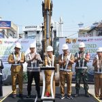 Wali Kota Kediri, Vinanda Prameswati, melaksanakan groundbreaking proyek peningkatan Jalan Stasiun hingga Jalan PJKA, disertai rehabilitasi saluran drainase dan trotoar di Jalan Stasiun.