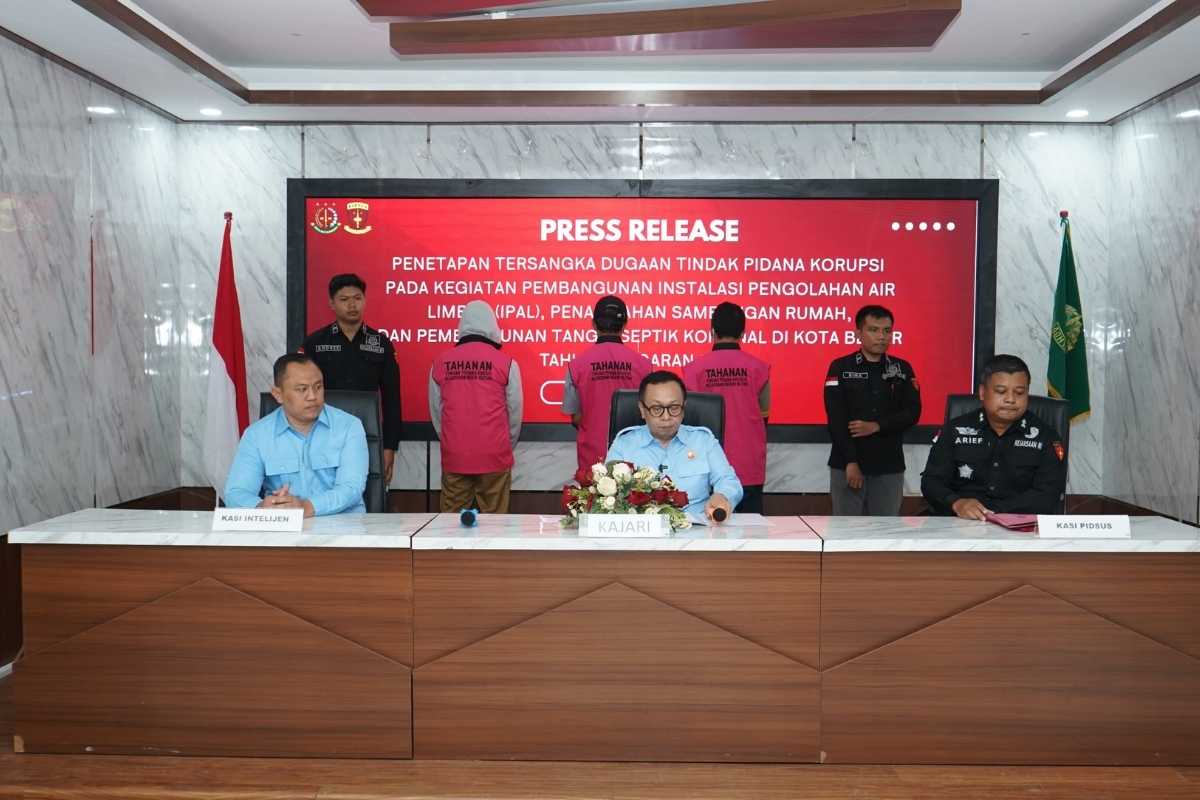 Konferensi pers Kejari Kota Blitar, Selasa, 2 Juni 2025.
