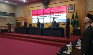 Rapat paripurna DPRD Kota Blitar, Jumat, 13 Juni 2025