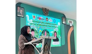 Ketua TP PKK Kota Kediri, Faiqoh Azizah, dalam Seminar "Membangun Generasi Alpha untuk Mewujudkan PAUD Bermutu" di Aula Ki Hajar Dewantara Dinas Pendidikan Kota Kediri. (Foto: Pemkot Kediri)