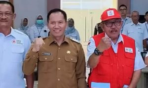 Ketua Palang Merah Indonesia (PMI) Provinsi Jawa Timur, Imam Utomo, melakukan kunjungan kerja ke PMI Kabupaten Tulungagung. Ia disambut oleh Pelaksana Tugas (Plt.) Ketua PMI Tulungagung, Sutadji, serta Dewan Kehormatan PMI setempat, Ahmad Baharudin.