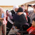 Gubernur Khofifah Salurkan Bantuan Pada Warga Kabupaten Probolinggo