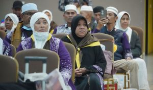 Jemaah haji di Debarkasi Surabaya. (Foto: Humas Kanwil Kemenag Jatim)