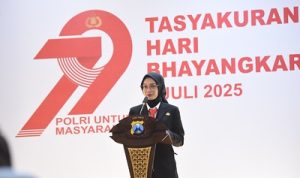 Wali Kota Kediri, Vinanda Prameswati, menghadiri acara tasyakuran Hari Bhayangkara ke-79 yang digelar di Ruang Joyoboyo Balai Kota Kediri.