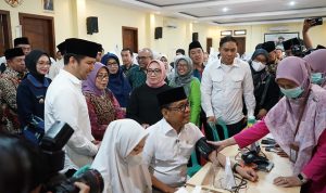 54653149125_2cc5baeff1_z Wali Kota Kediri, Vinanda Prameswati, bersama Wakil Gubernur Jawa Timur, Emil Elestianto Dardak, mendampingi Menko PMK, Pratikno, serta Menteri PPPA, Arifatul Choiri Fauzi, dalam peninjauan Program PKG.