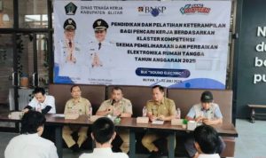 Pelatihan elektronika yang digelar Disnaker Kabupaten Blitar.