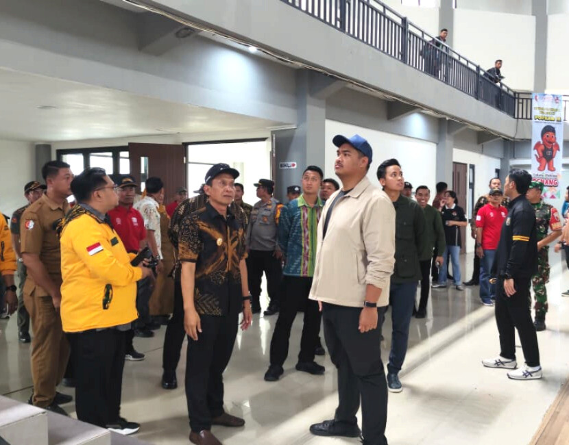 Menpora Dito Ariotedjo hadir langsung dalam kegiatan Festival Olahraga Tradisional Bojonegoro.