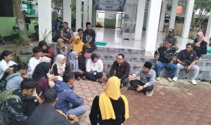 IMG-20250827-WA0037 (1) Wakil Ketua DPRD Jatim, Deni Wicaksono saat bertemu siswa SMAN 1 Kampak Trenggalek.