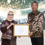 Penghargaan ini diberikan langsung oleh Menteri Pemberdayaan Perempuan dan Perlindungan Anak (PPPA) RI, Arifatul Choiri Fauzi, kepada Bupati Tulungagung H. Gatut Sunu Wibowo, dalam acara yang digelar di Jakarta, Jumat (8/8/2025)