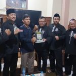 serayu-nusantara-gambar- - 1 Penyerahan legalitas PSHT kepada Bakesbangpol Kota Blitar, Selasa, 28 Agustus 2025.