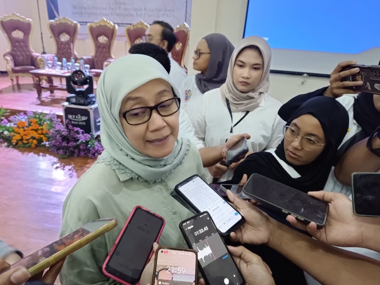 Kepala BPKAD Kota Surabaya, Wiwiek Widyawati.