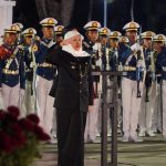Gubernur Jawa Timur Khofifah Indar Parawansa memimpin upacara Apel Penghormatan dan Renungan Suci dalam rangka memperingati HUT ke-80 Kemerdekaan RI.