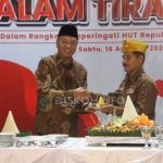 Pemkab Tulungagung menggelar Malam Tirakatan di Pendopo Kongas Arum Kusumaning Bongso.